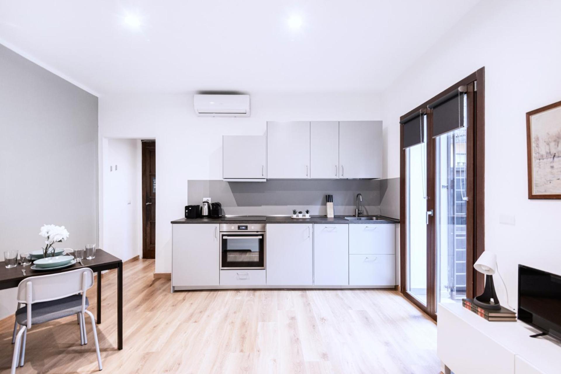 Easylife - Studio Con Balcone In Risorgimento Apartment Milano Ngoại thất bức ảnh
