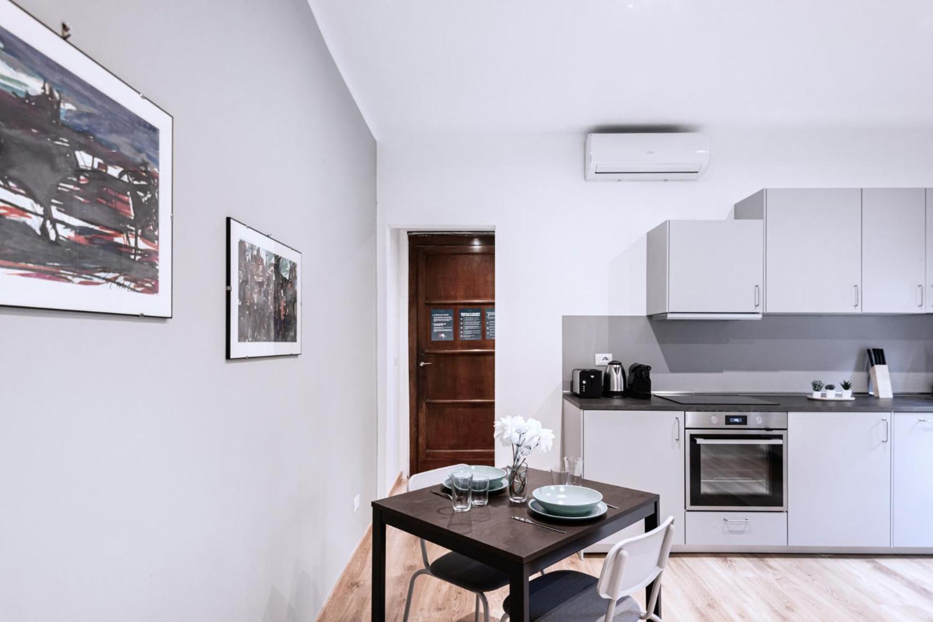 Easylife - Studio Con Balcone In Risorgimento Apartment Milano Ngoại thất bức ảnh
